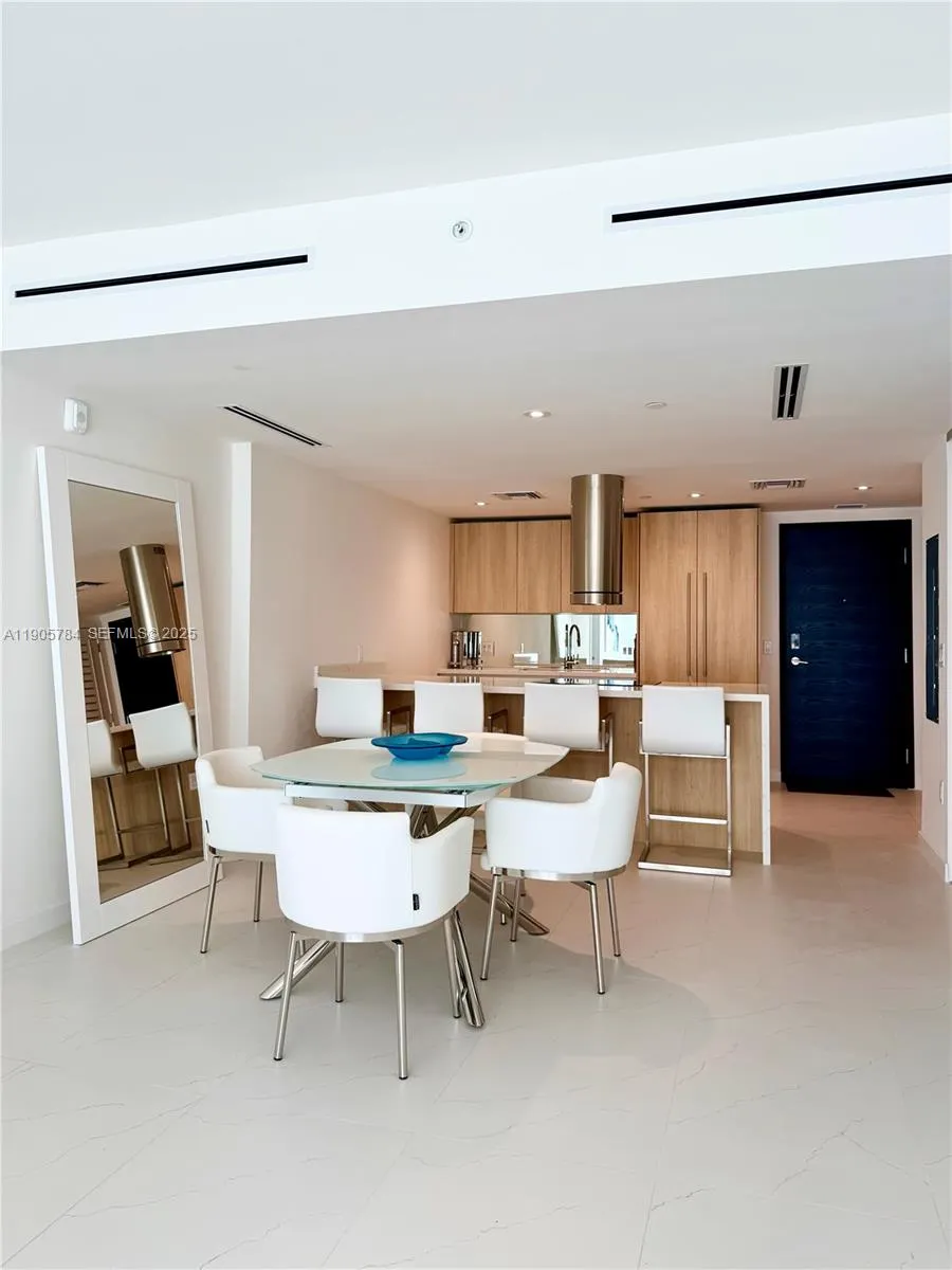 9901 W Bay Harbor Drive #505