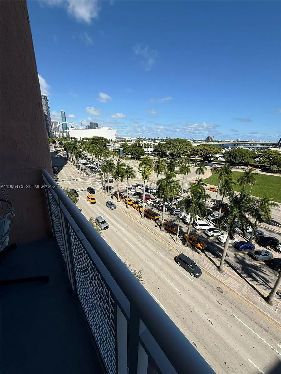 253 NE 2nd Street #632