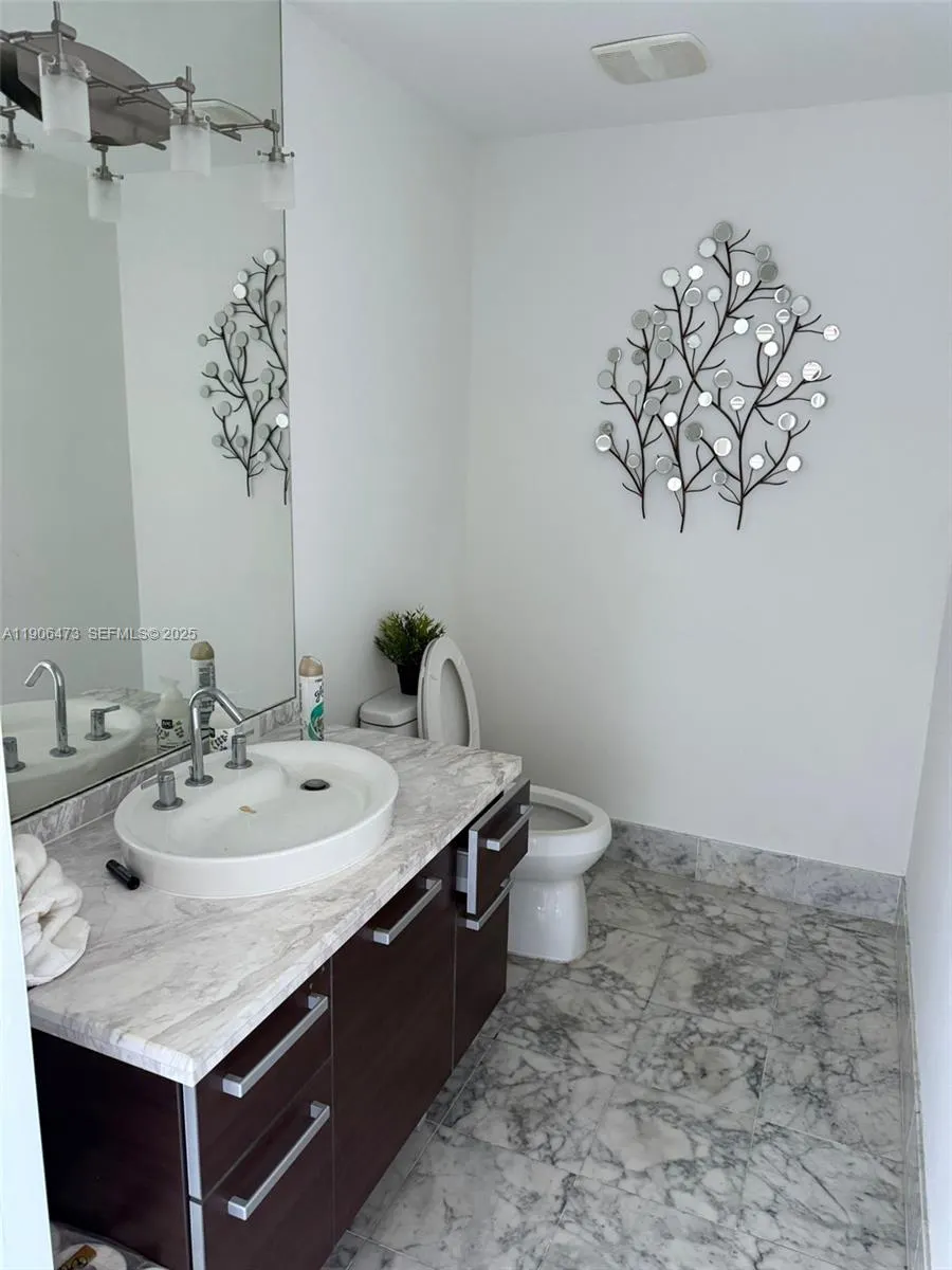 253 NE 2nd Street #632