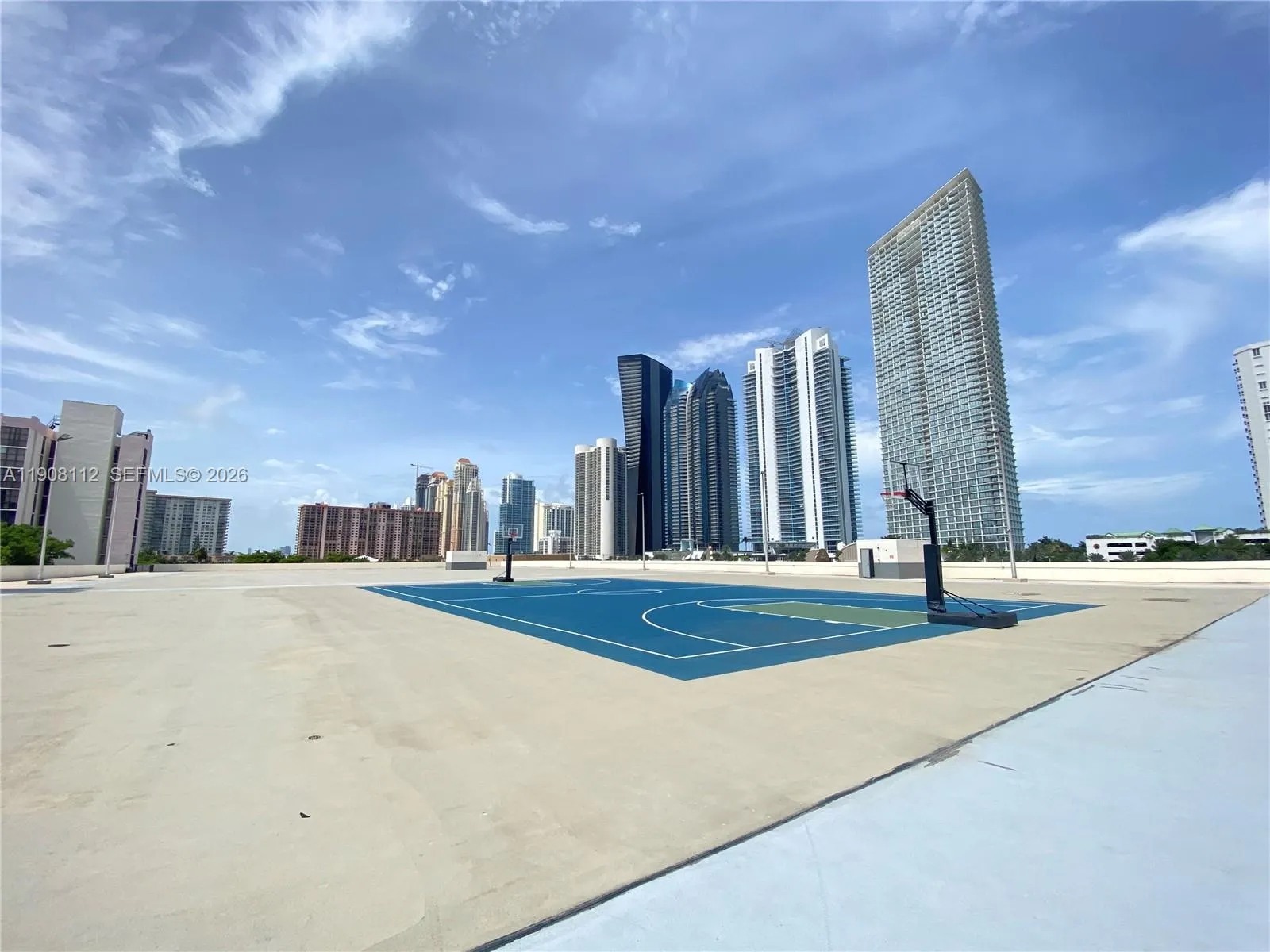 16909 N Bay Road #103