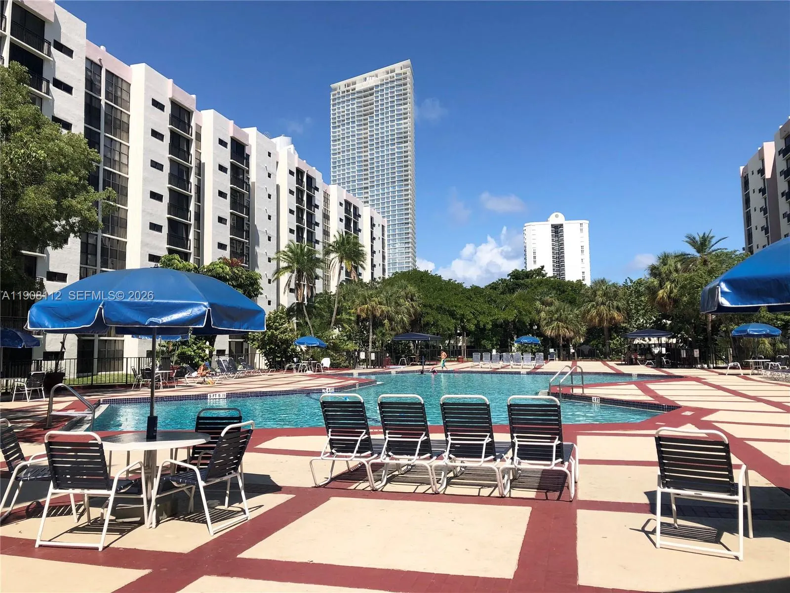 16909 N Bay Road #103