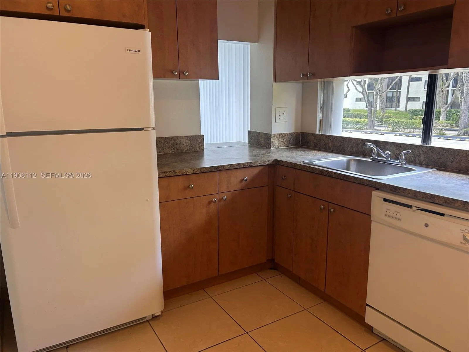 16909 N Bay Road #103