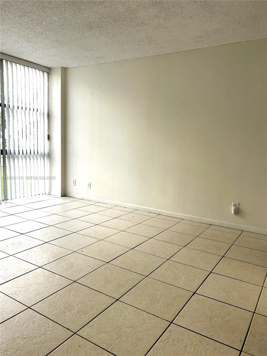 16909 N Bay Road #103