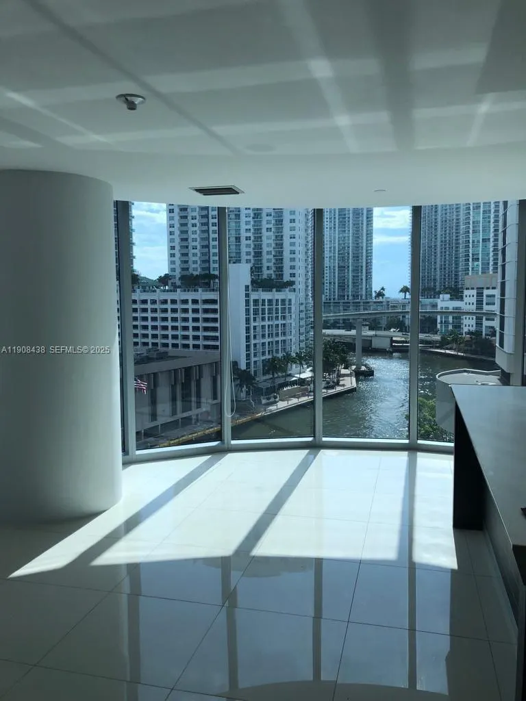 200 Biscayne Boulevard Way #902
