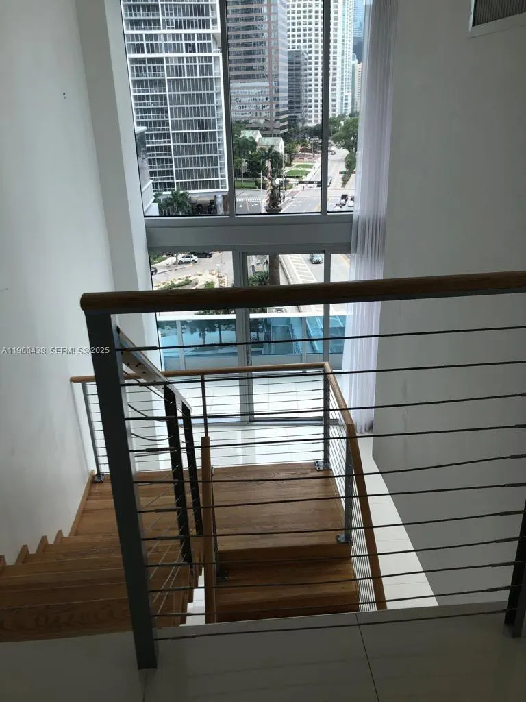 200 Biscayne Boulevard Way #902