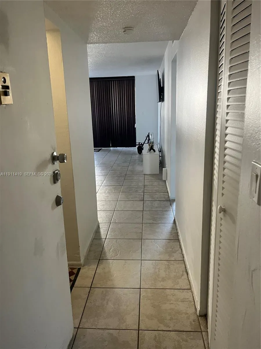 1825 W 44th Place #309