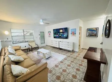 650 Pennsylvania Avenue #1