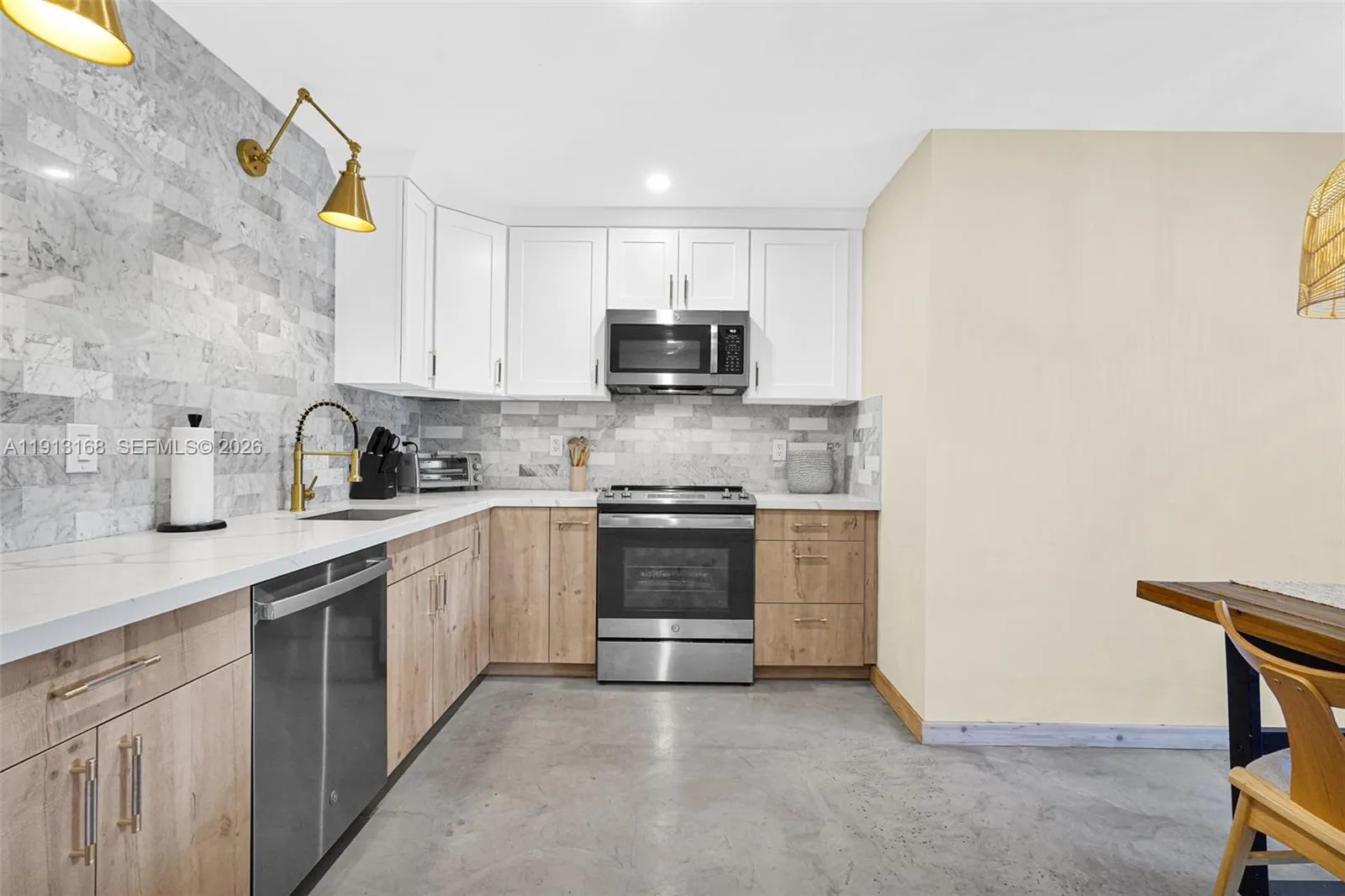 1012 NE 2nd Street