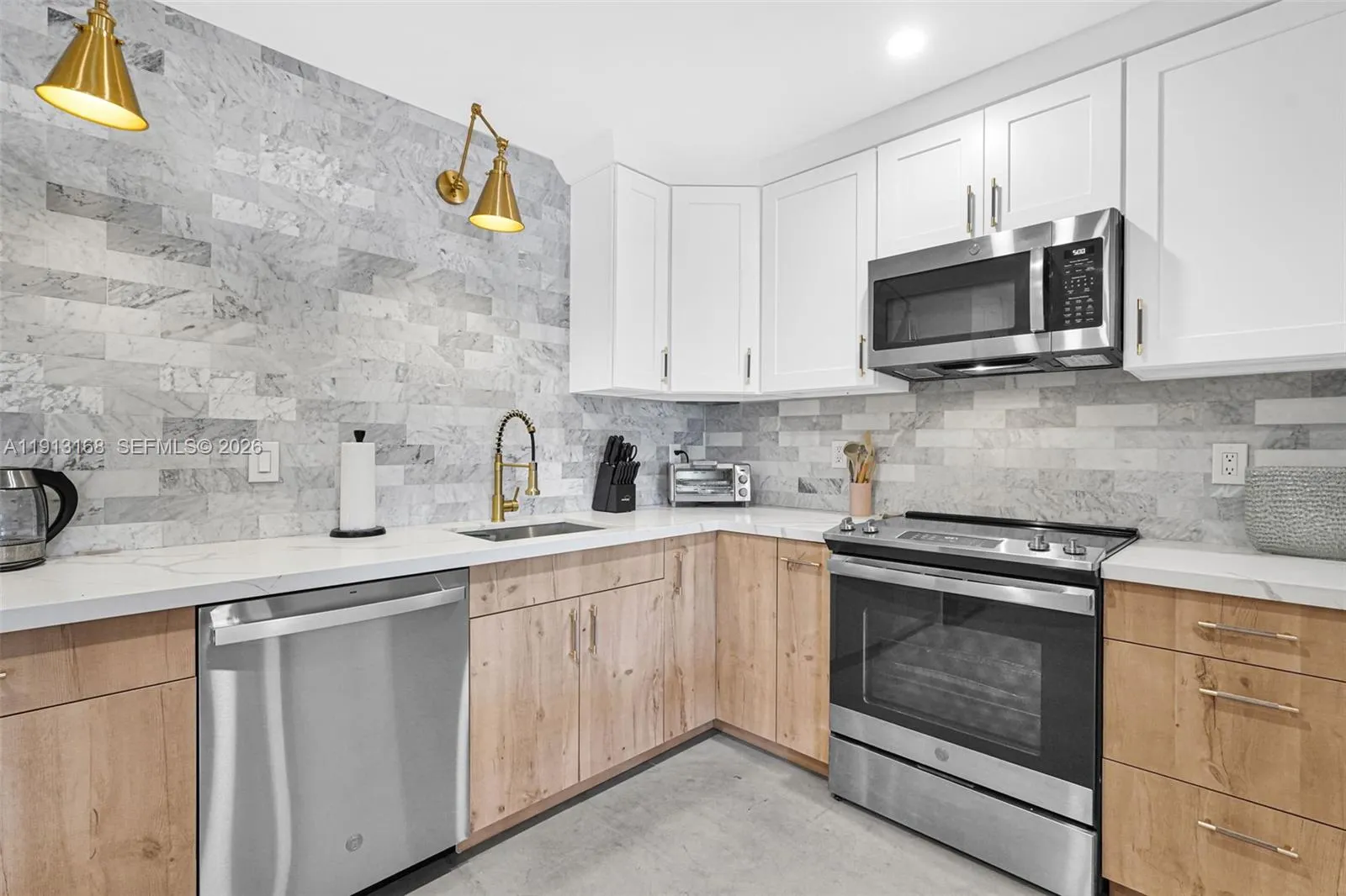 1012 NE 2nd Street