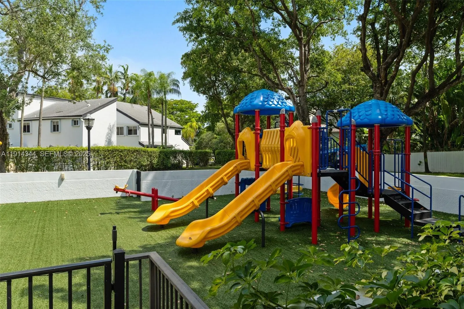 20215 W Oak Haven Circle