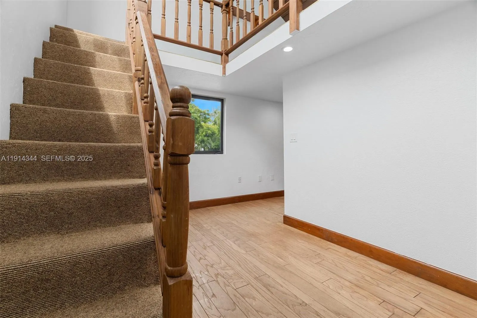 20215 W Oak Haven Circle