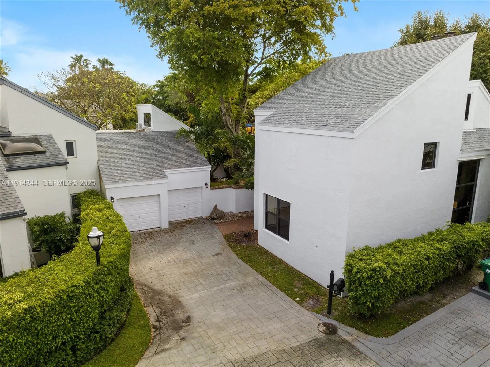 20215 W Oak Haven Circle