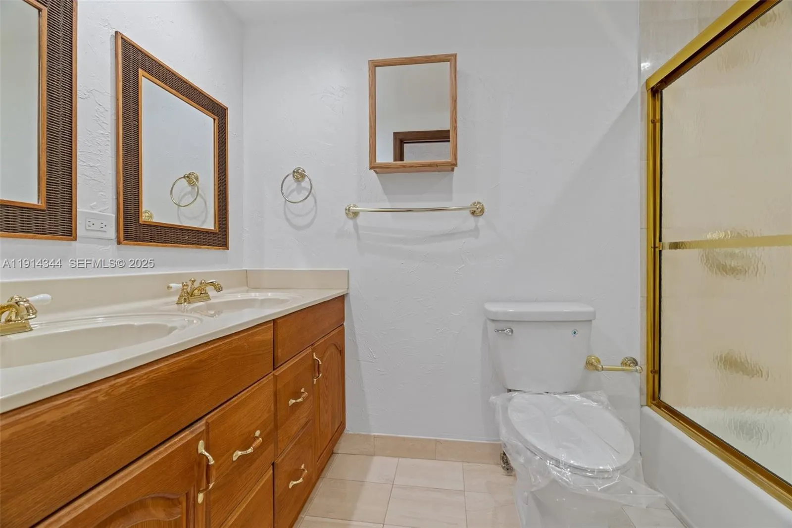 20215 W Oak Haven Circle