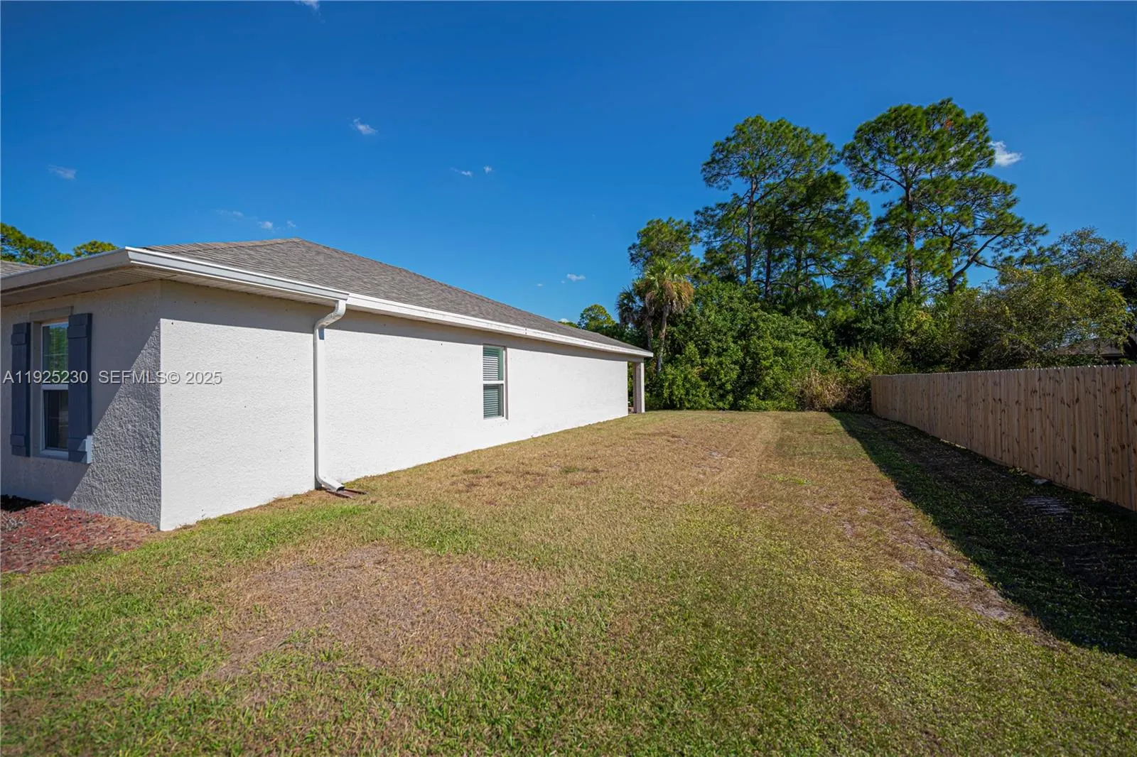 6058 S Moss Circle