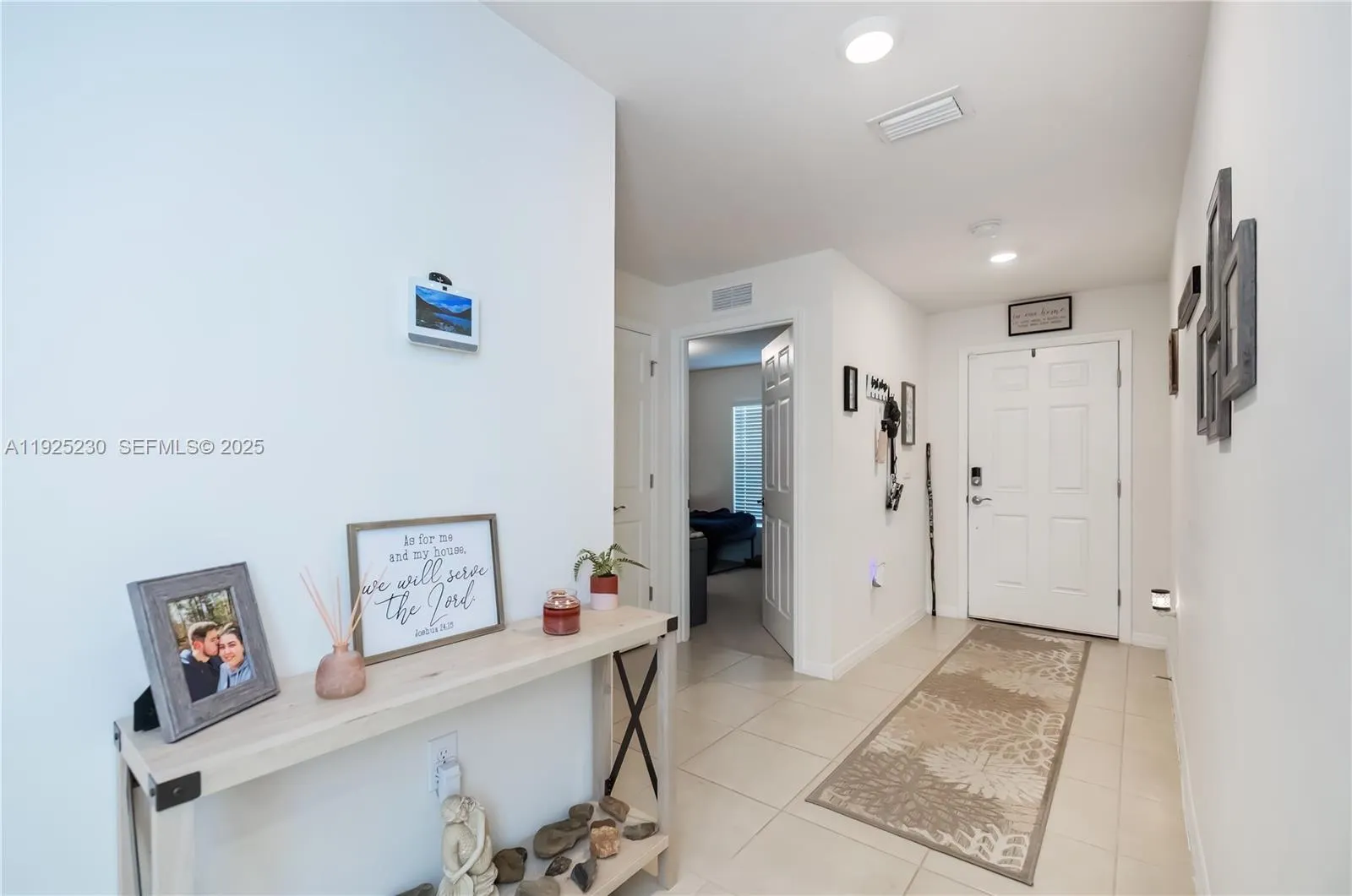 6058 S Moss Circle