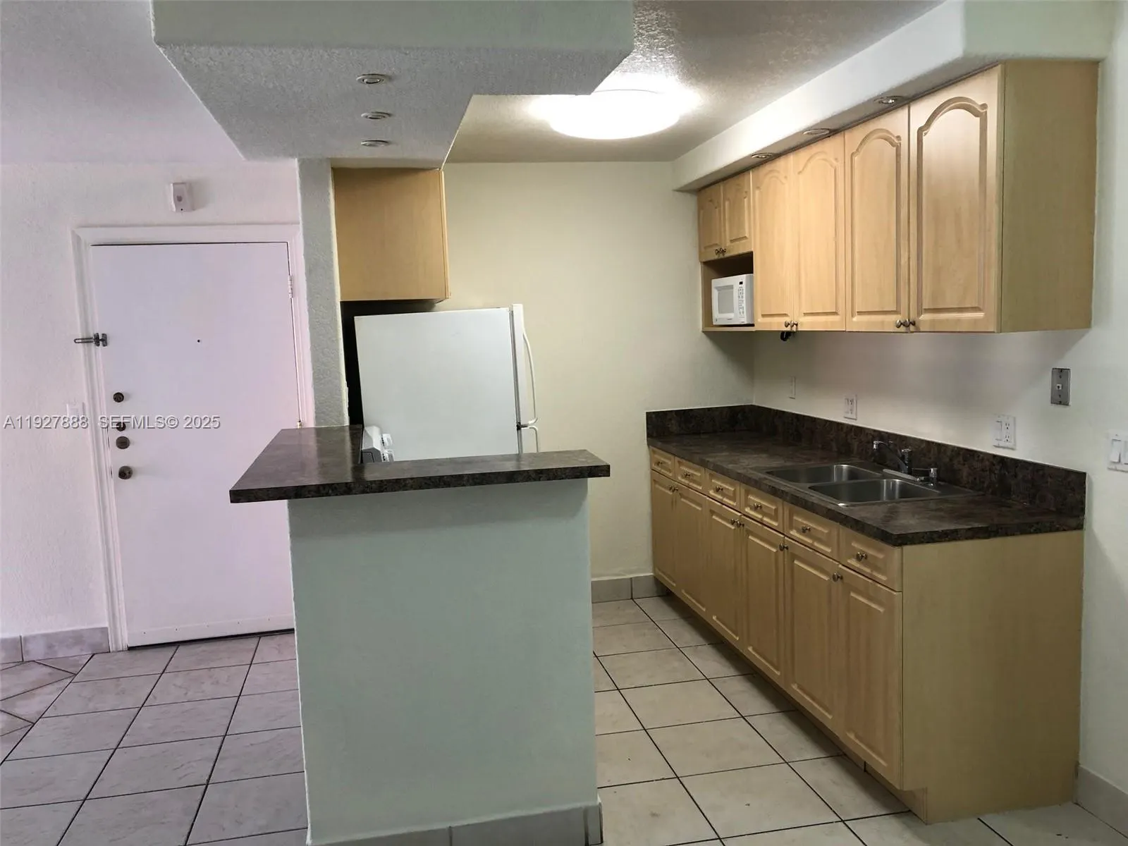 10744 N Kendall Drive #M-16
