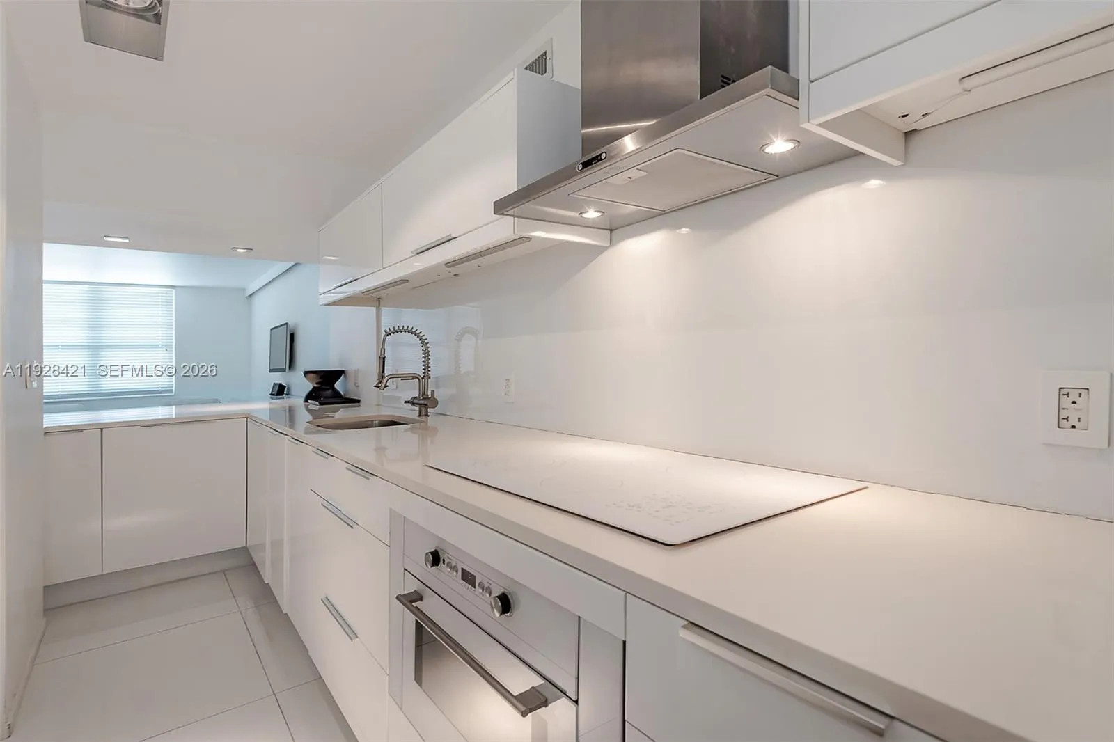 100 Lincoln Road #839