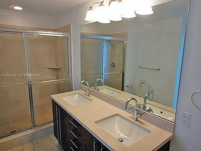 1111 SW 1st Avenue #1123N