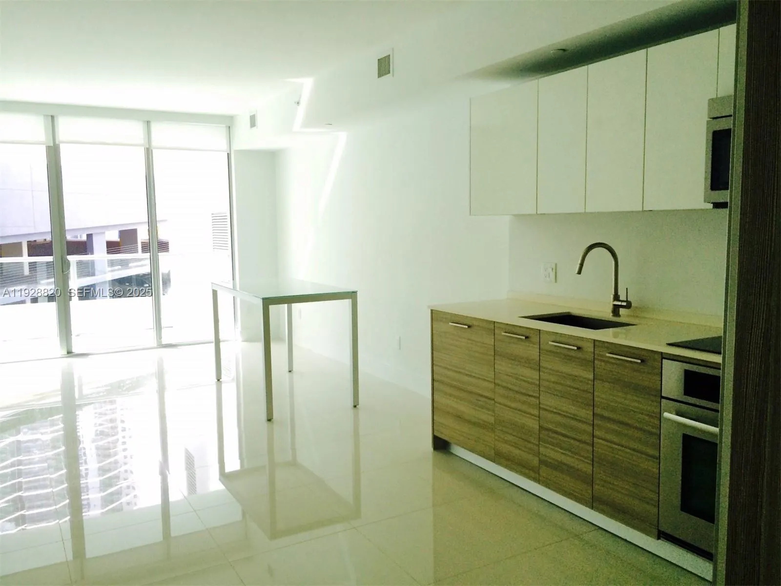 1300 Brickell Bay Drive #1100