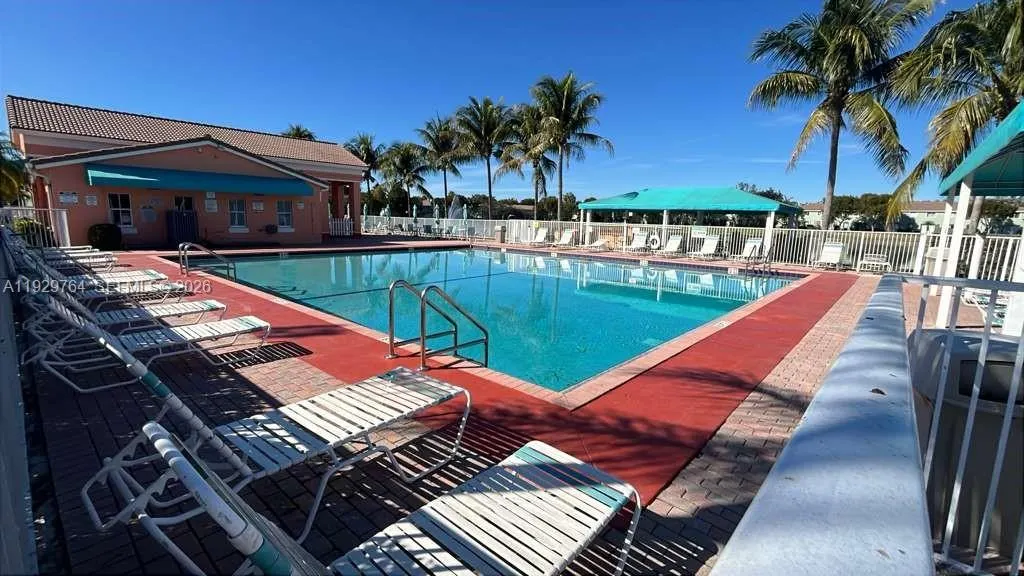 2811 SE 17th Avenue #210