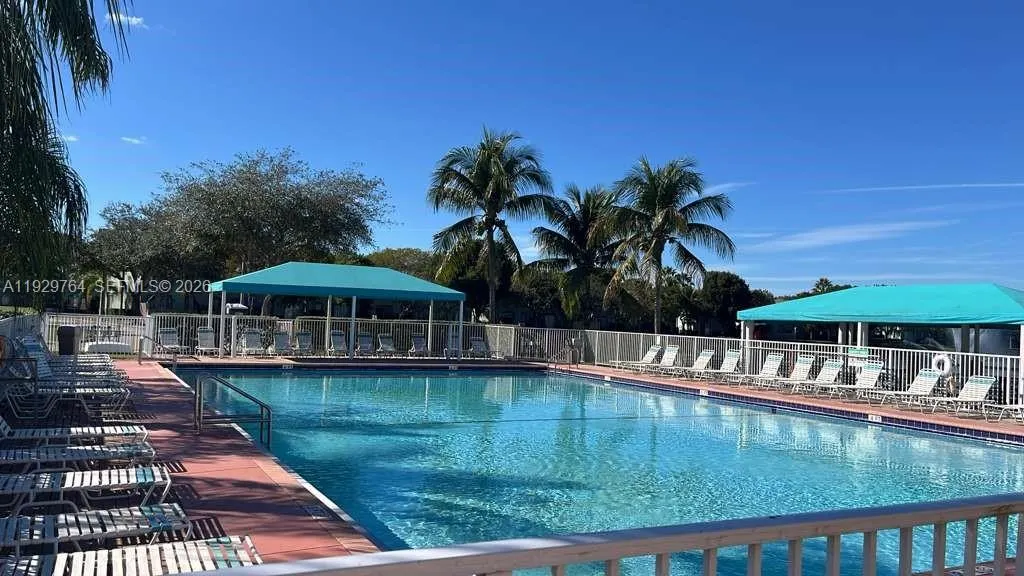 2811 SE 17th Avenue #210