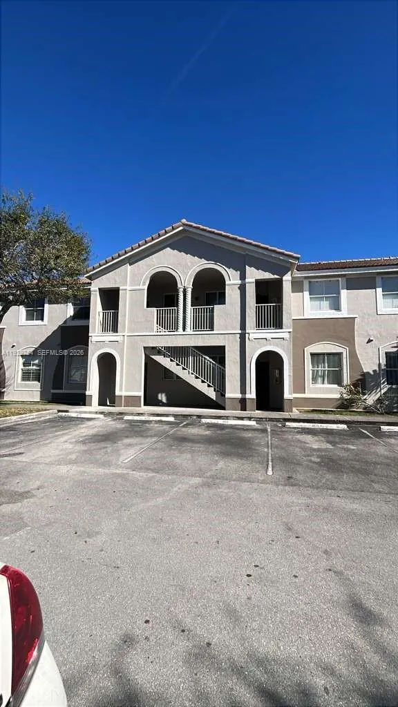 2811 SE 17th Avenue #210