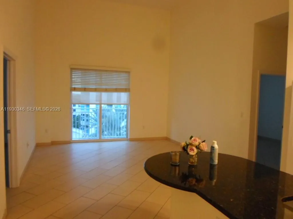 7275 SW 90th Way #G 611