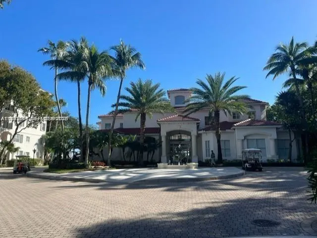 3105 NE 184th Street #7202