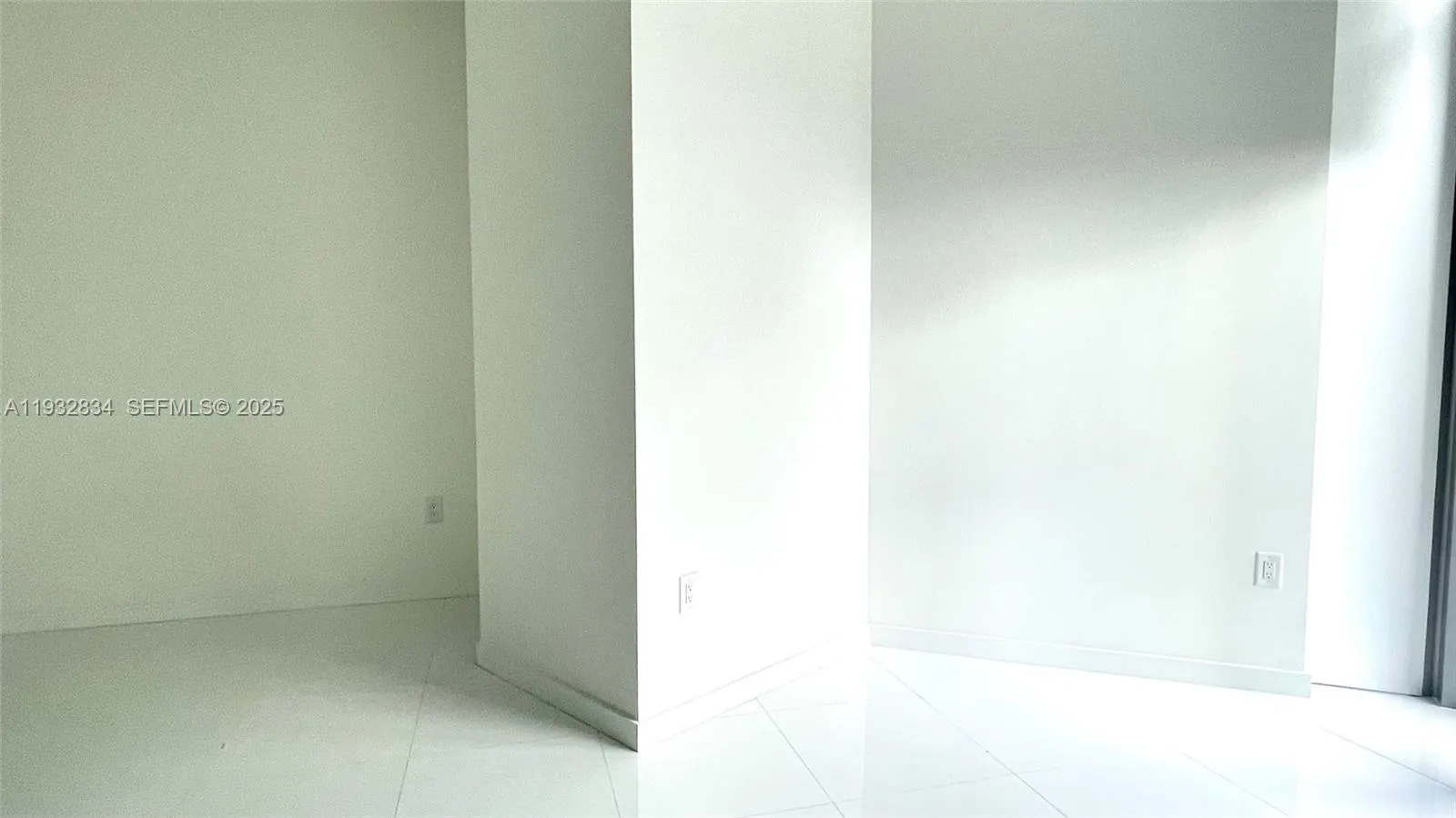851 NE 1st Avenue #412