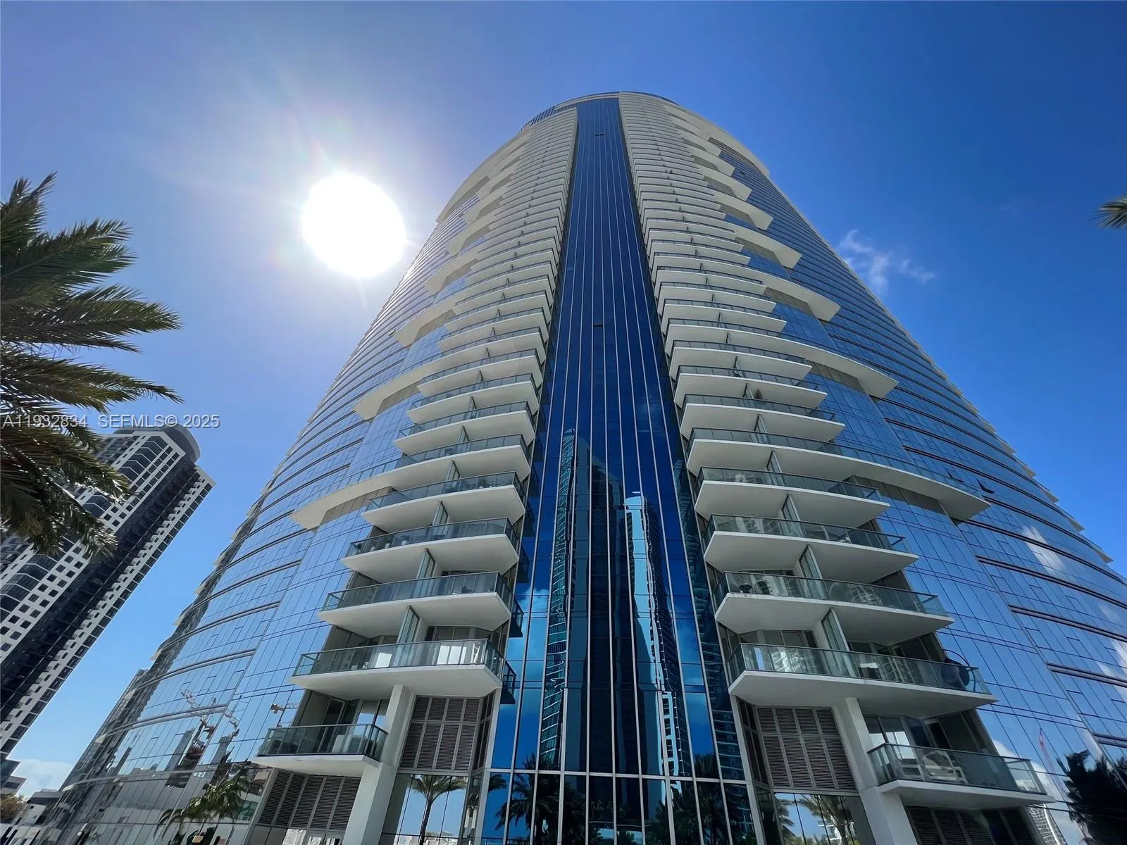 851 NE 1st Avenue #412