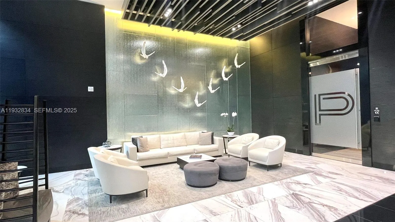 851 NE 1st Avenue #412