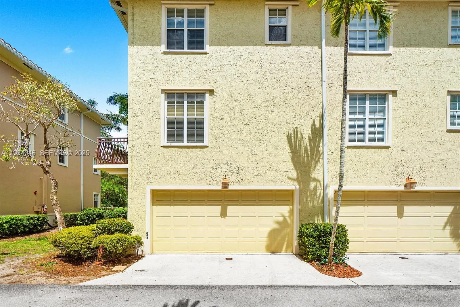 888 University Boulevard