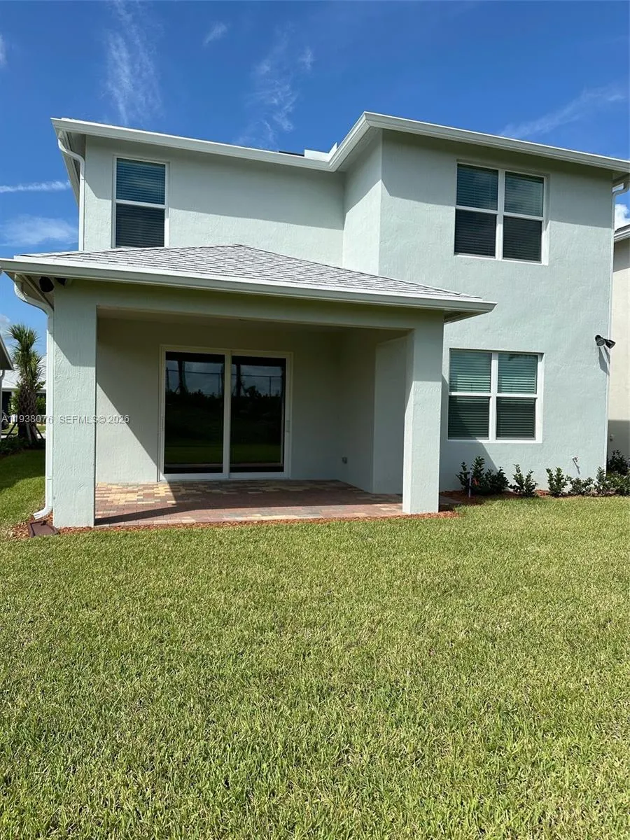10585 SW Morning Glory Drive