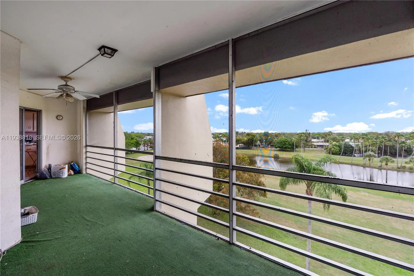 3959 Via Poinciana #605