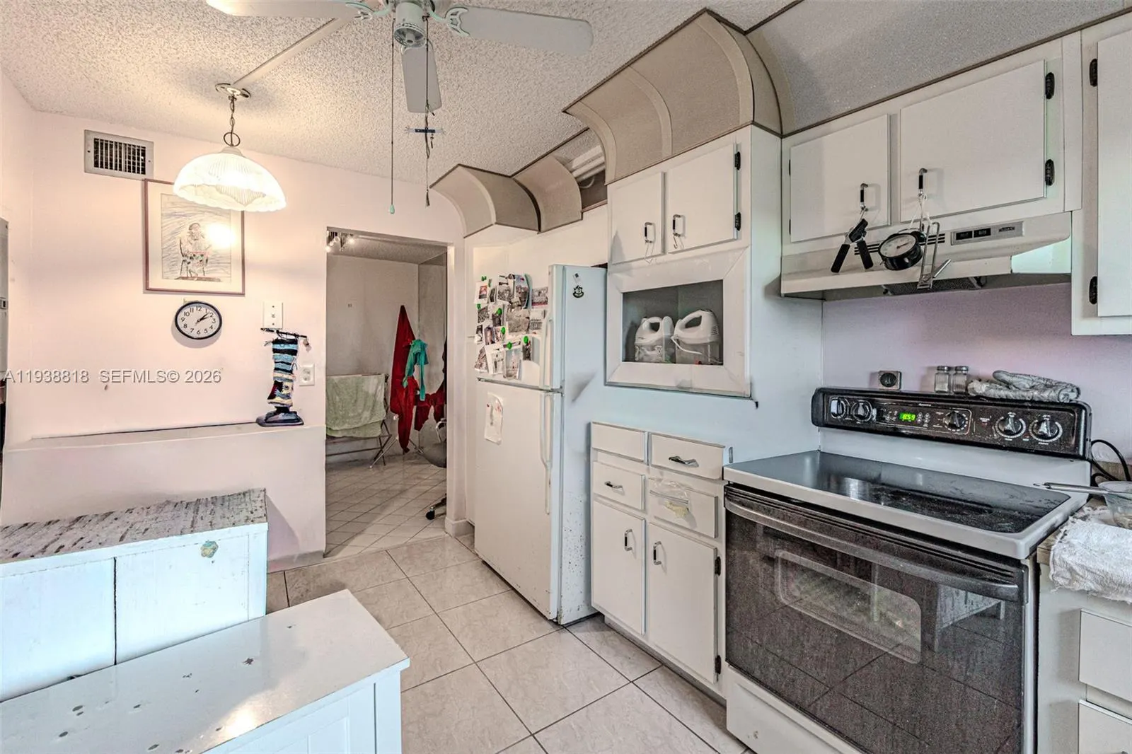 3959 Via Poinciana #605