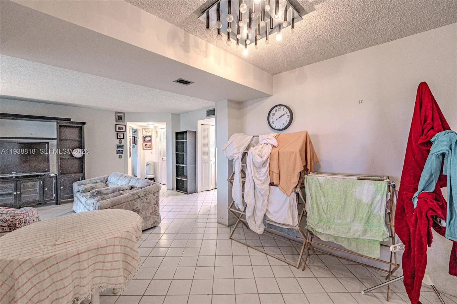 3959 Via Poinciana #605