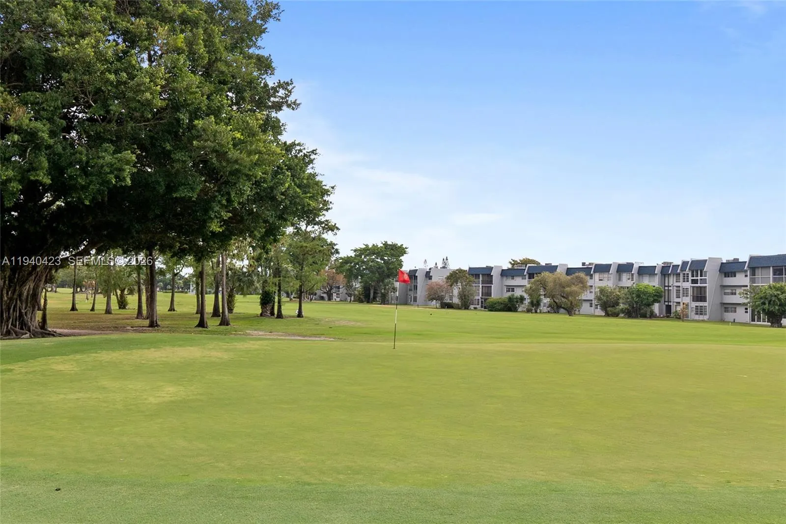 1020 Country Club Drive #206