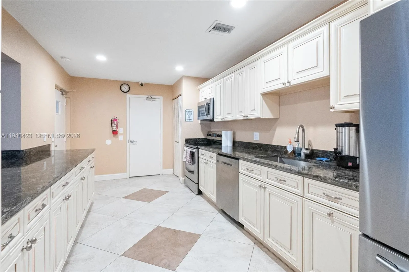 1020 Country Club Drive #206