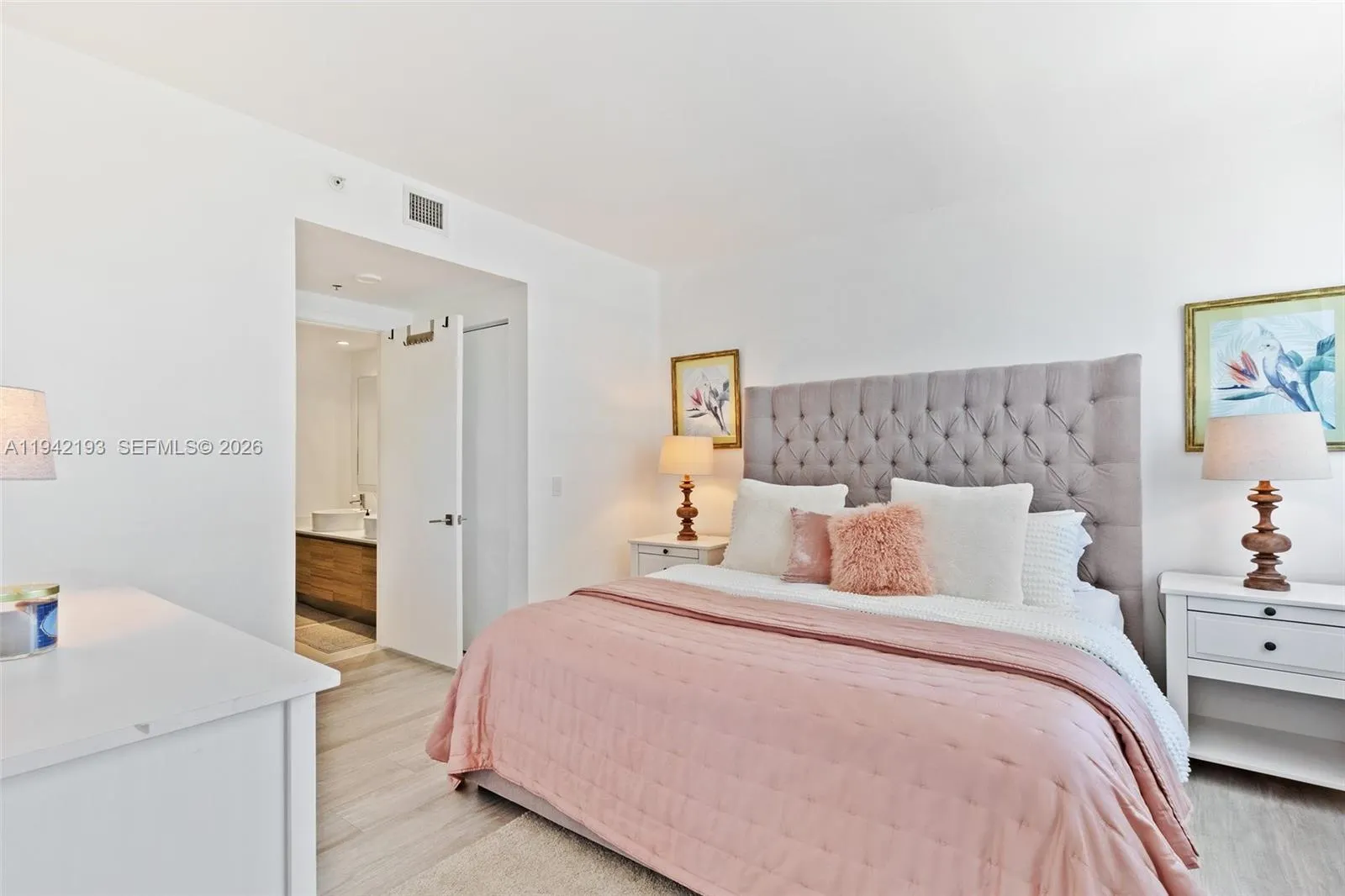 121 NE 34th Street #1008