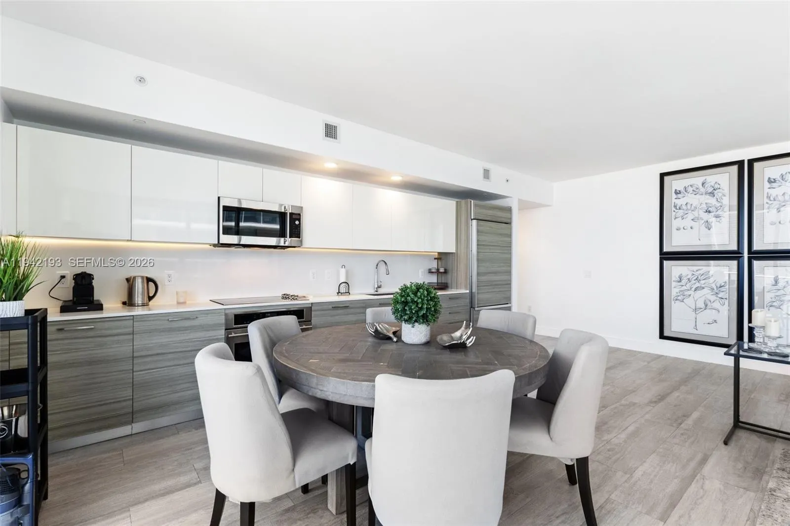 121 NE 34th Street #1008