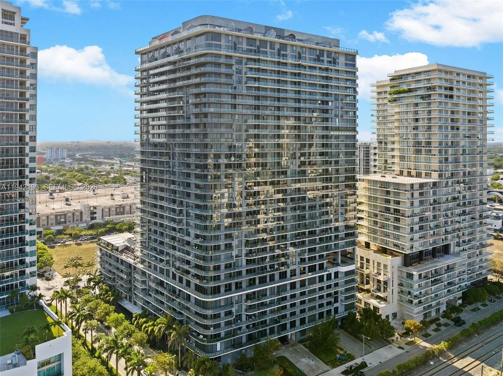 121 NE 34th Street #1008
