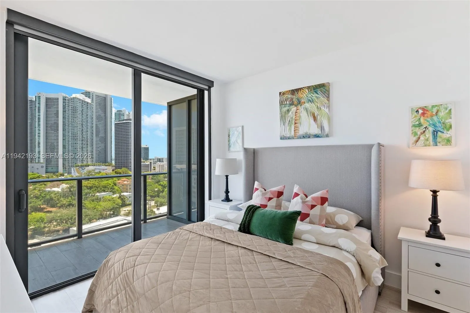 121 NE 34th Street #1008