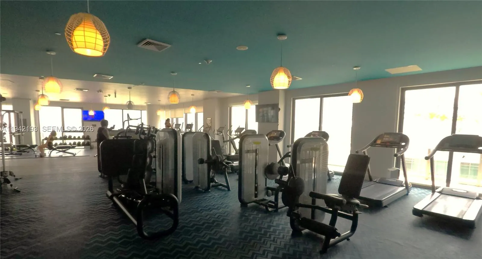 121 NE 34th Street #1008