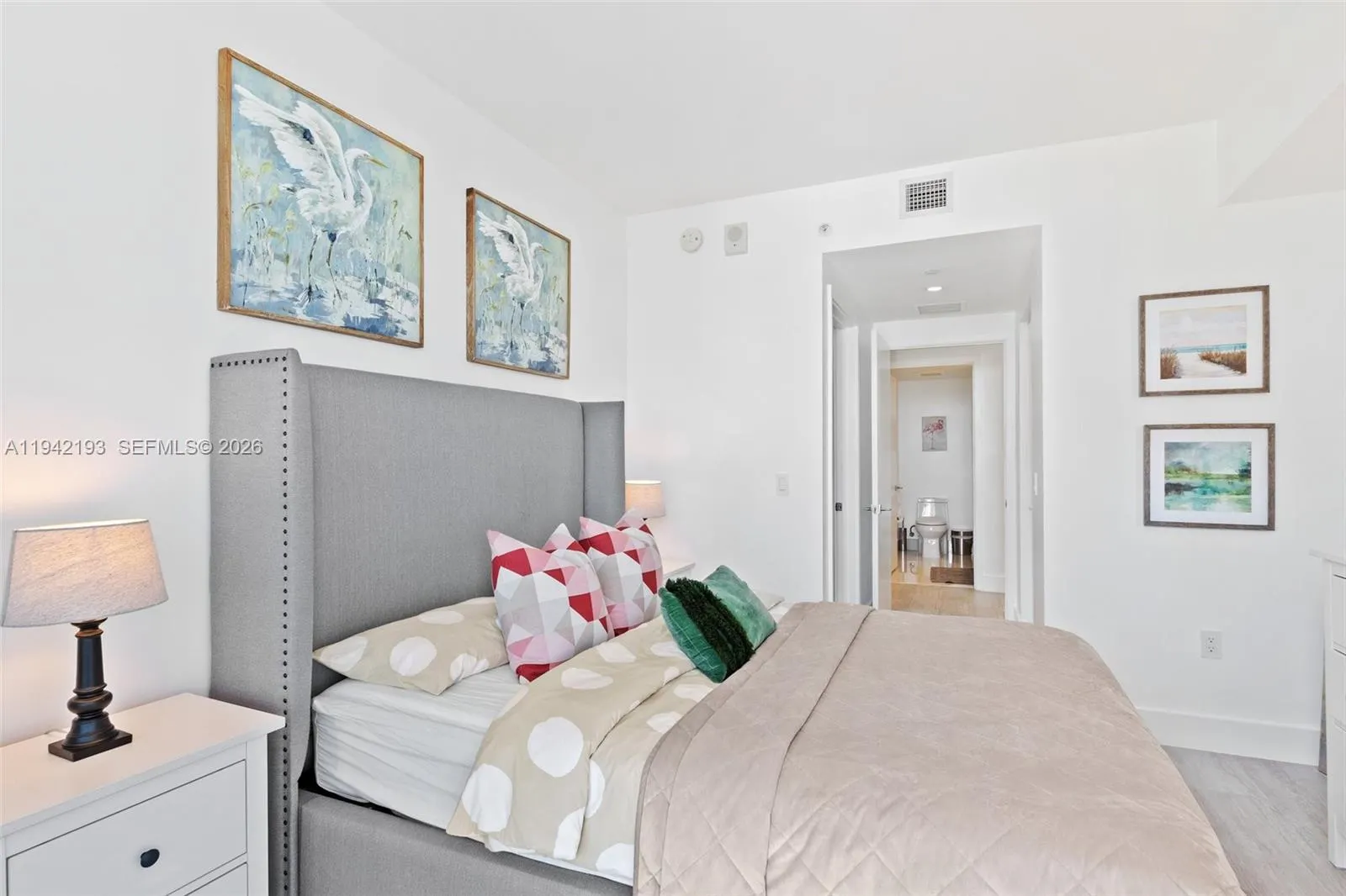 121 NE 34th Street #1008