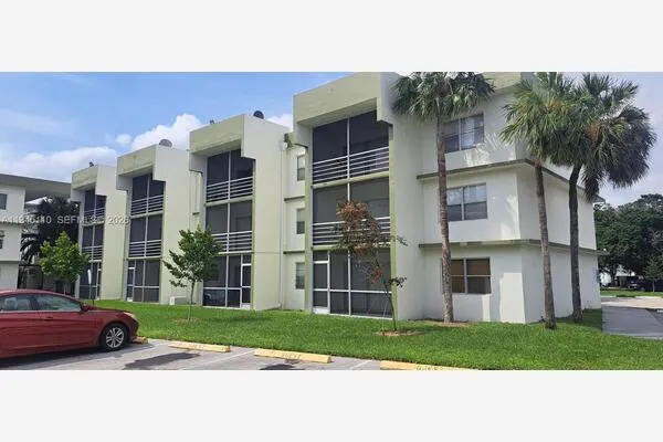 4255 N University Drive #315