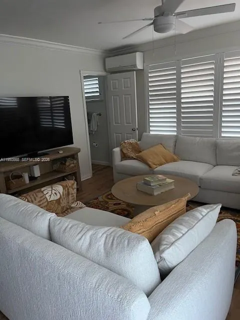 320 New York Street