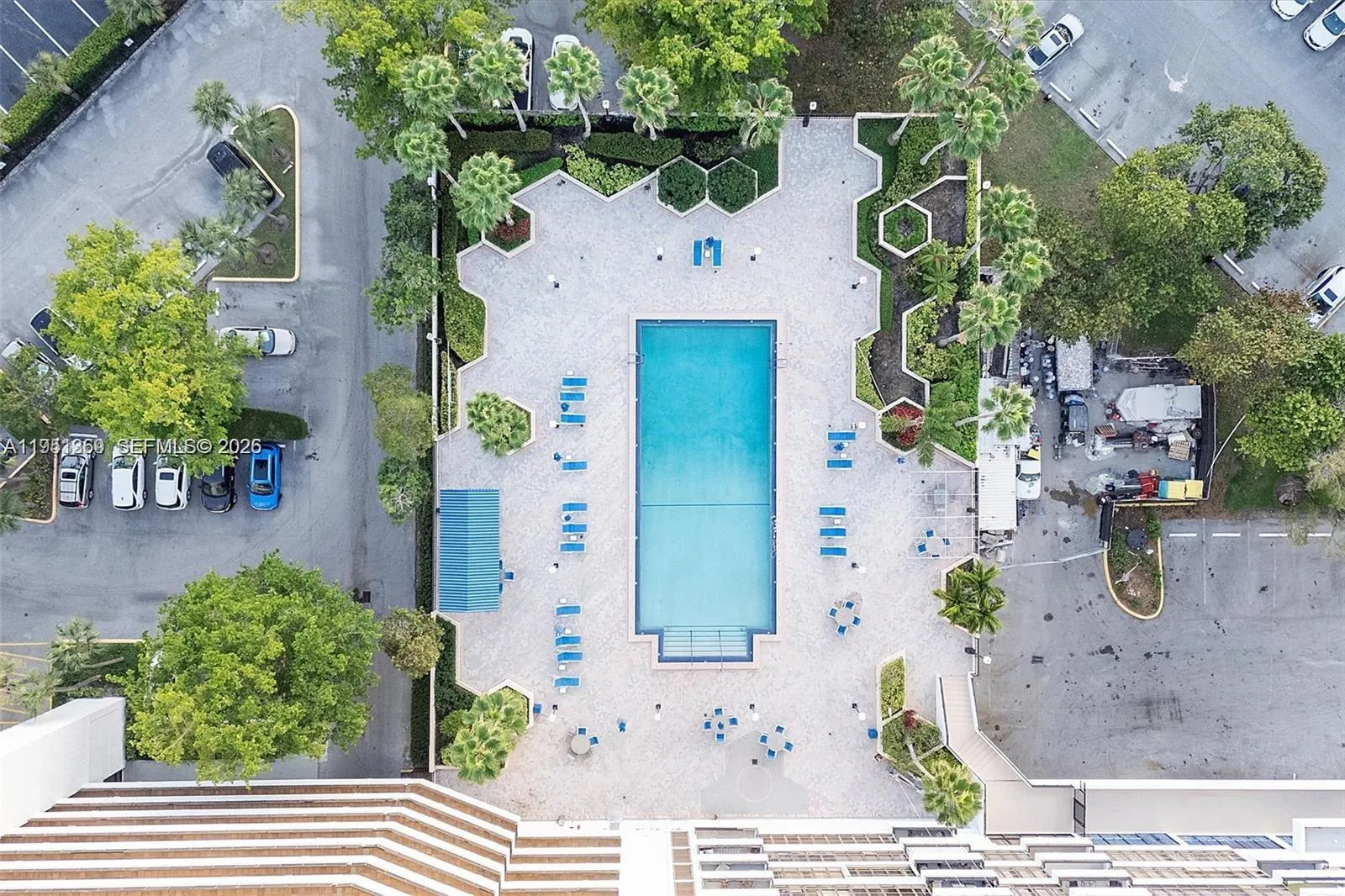 500 Three Islands Boulevard #306