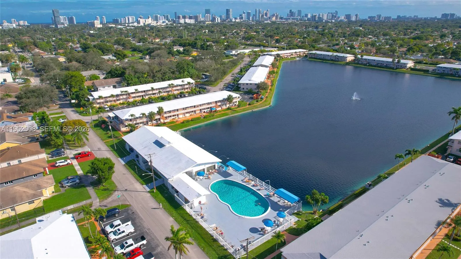 900 SW 11th Avenue #12A