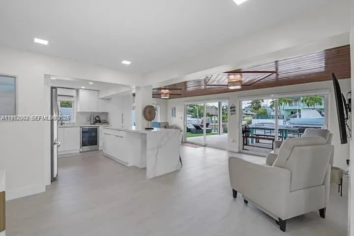 125 Gardenia Street