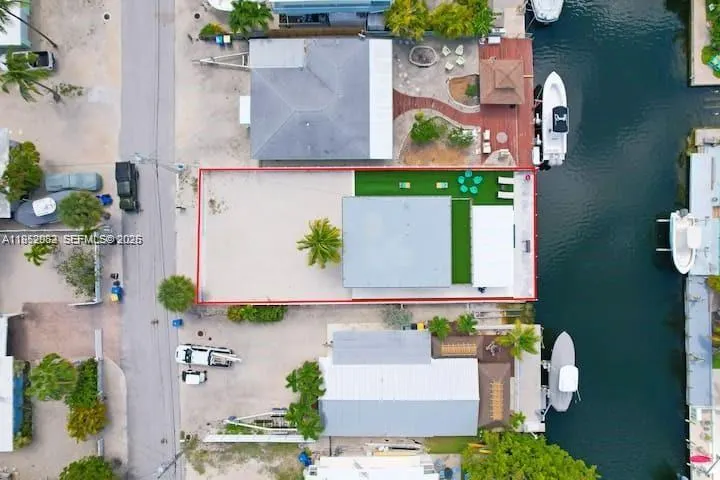 125 Gardenia Street